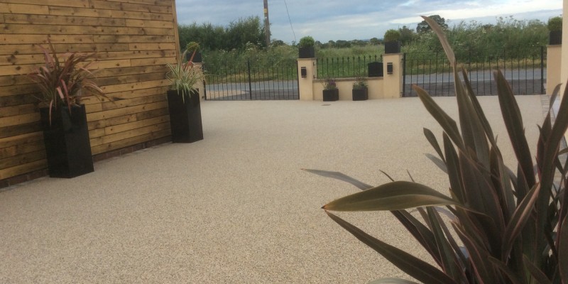 Resin Driveway in Pearl Quartz with Tegula Edgings