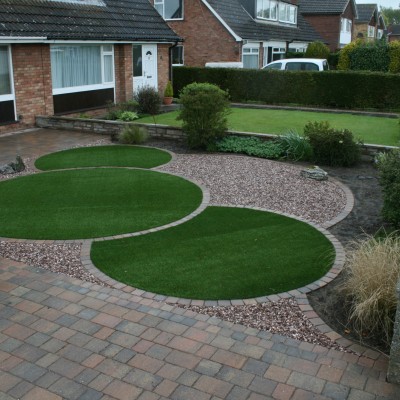 Artificial grass circles