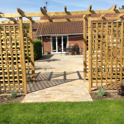 Trellis, Indian Stone Patio, Cobble Sett Walkway